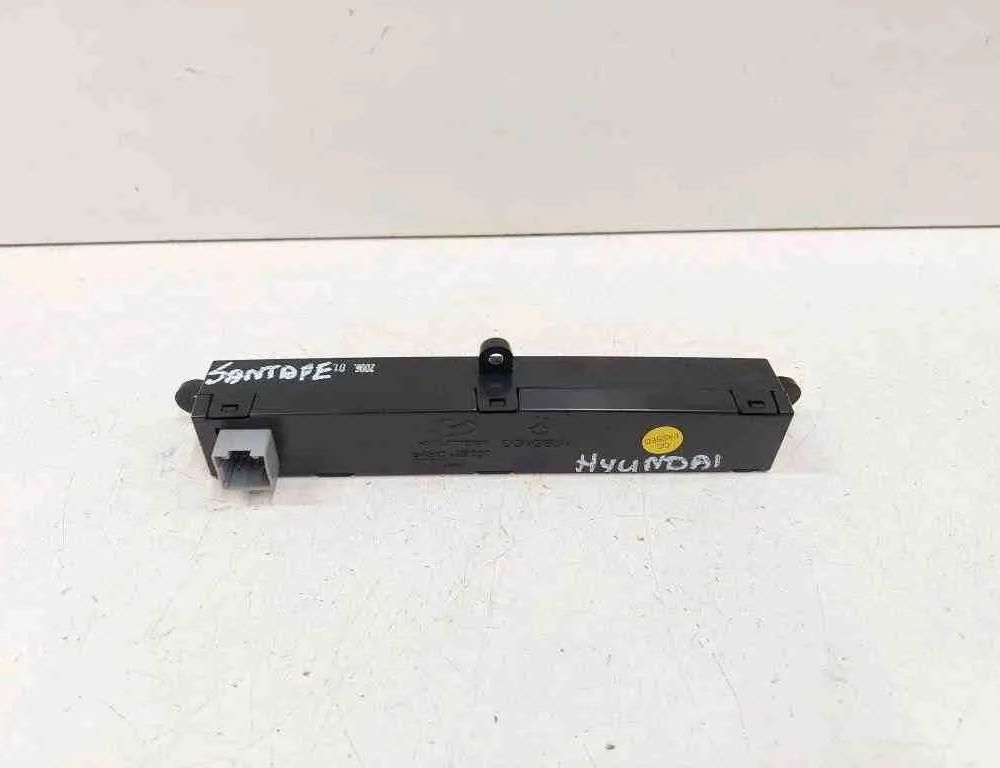 HYUNDAI Santa Fe CM (2006-2013) Vnitřní hodiny 945102B000 32727880