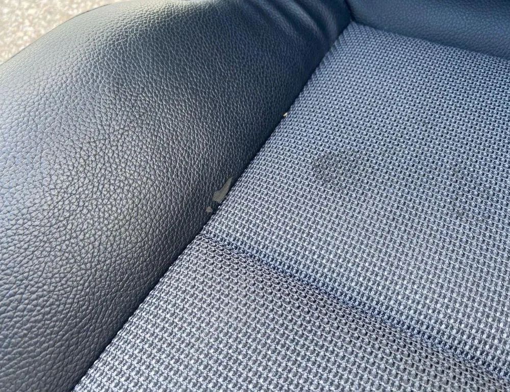 MERCEDES-BENZ C-Class W204/S204/C204 (2004-2015) Interior Seats W/ Door Cards Kit 30989621