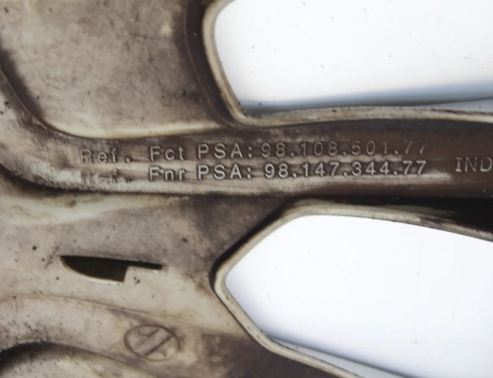 TOYOTA ProAce 2 generation (2016-2023) Kryty kol 9810850177 33048677