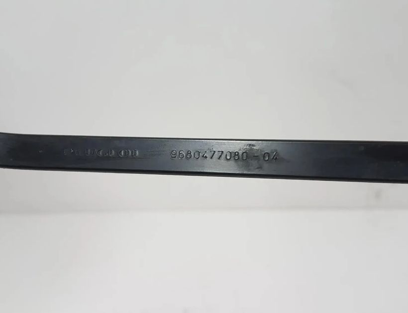 PEUGEOT 308 T7 (2007-2015) Стеклоочистители спереди 9680477080 28768719