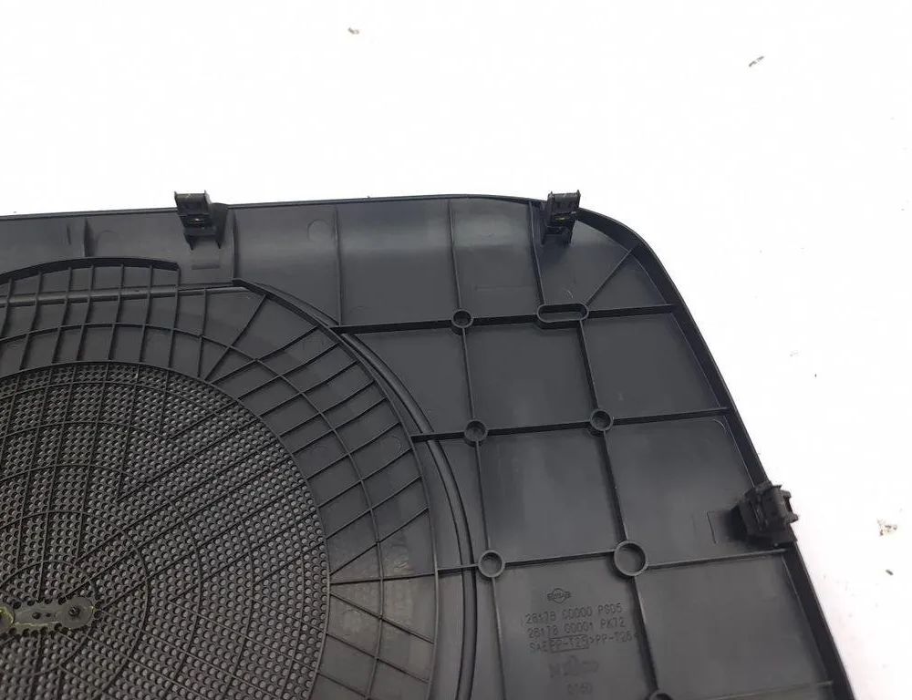 NISSAN 350Z Z33 (2001-2009) Loudspeaker cover 28178CD000 31022424