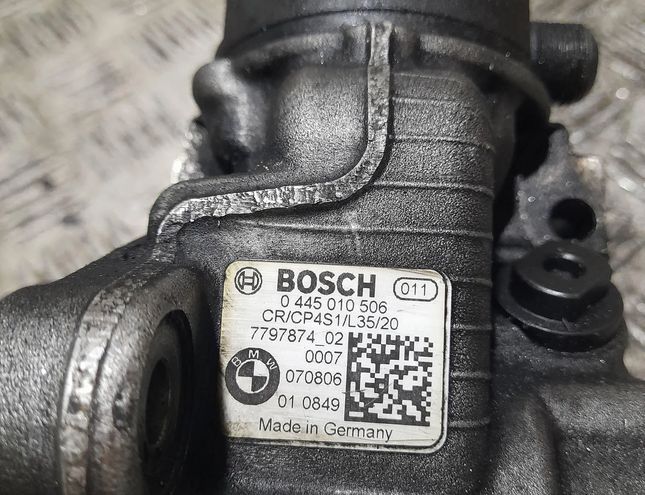 BMW X3 E83 (2003-2010) Топливный насос 7797874 29480977