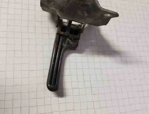 VOLKSWAGEN LT 1 generation (1975-1995) Pravé zadní vnitřní otevírací madlo 32543463