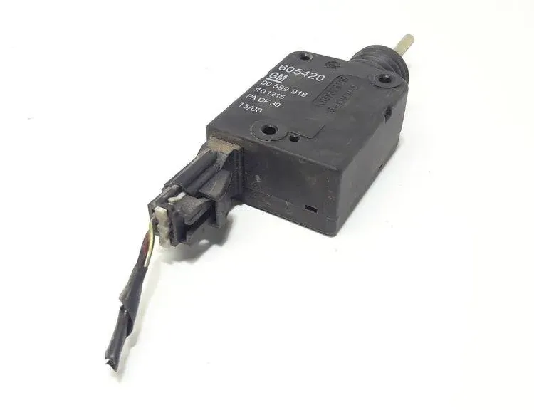 OPEL Astra G (1998-2009) Zámek krytu nádrže na palivo 90589918 31400037