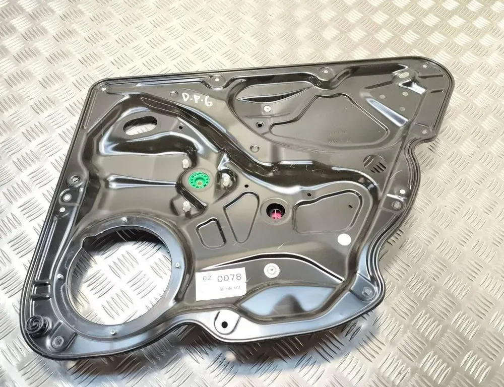 VOLKSWAGEN Passat B7 (2010-2015) Стеклоподъемник задней правой двери 3AA839750 34063992