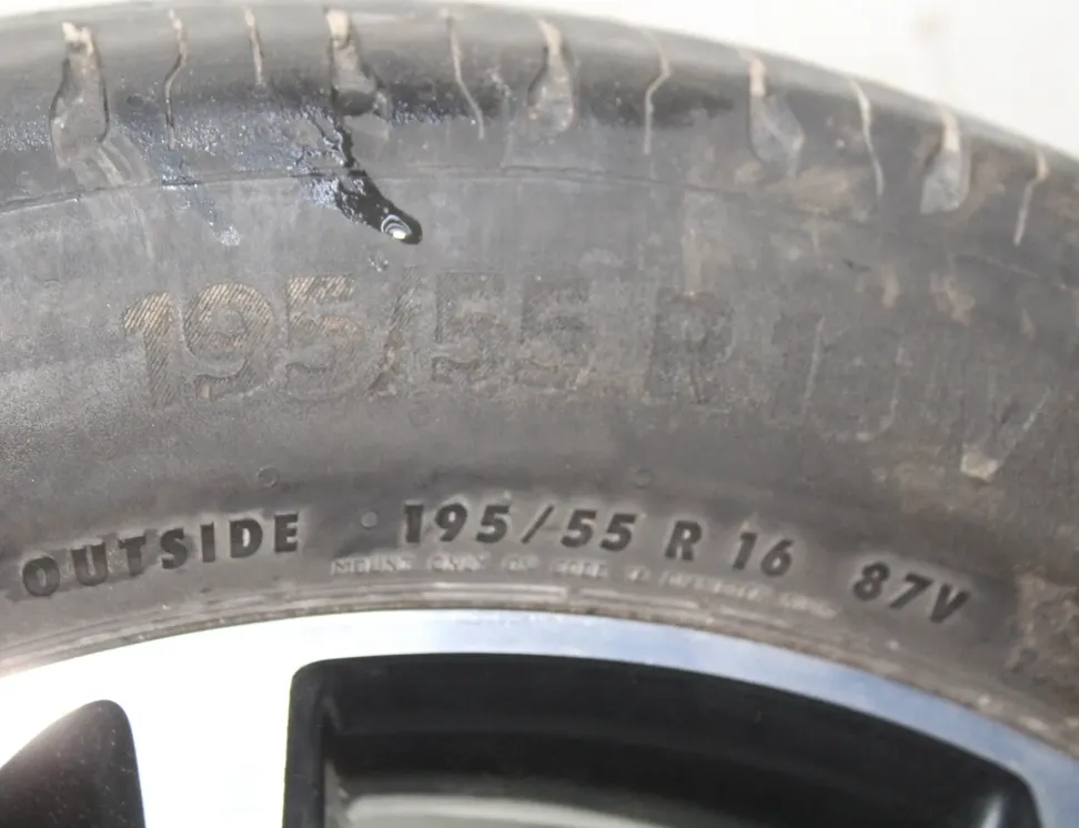 TOYOTA Yaris 4 generation (2020-2023) Kolo 195/55R16 33556150