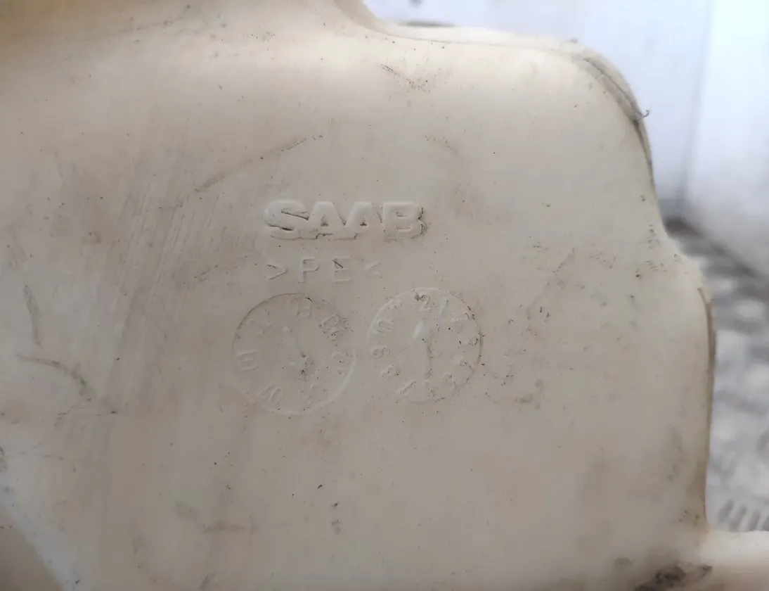SAAB 95 1 generation (1959-1977) Nádrž na ostřikovač oken 24439253,12767700,13157637 20572605