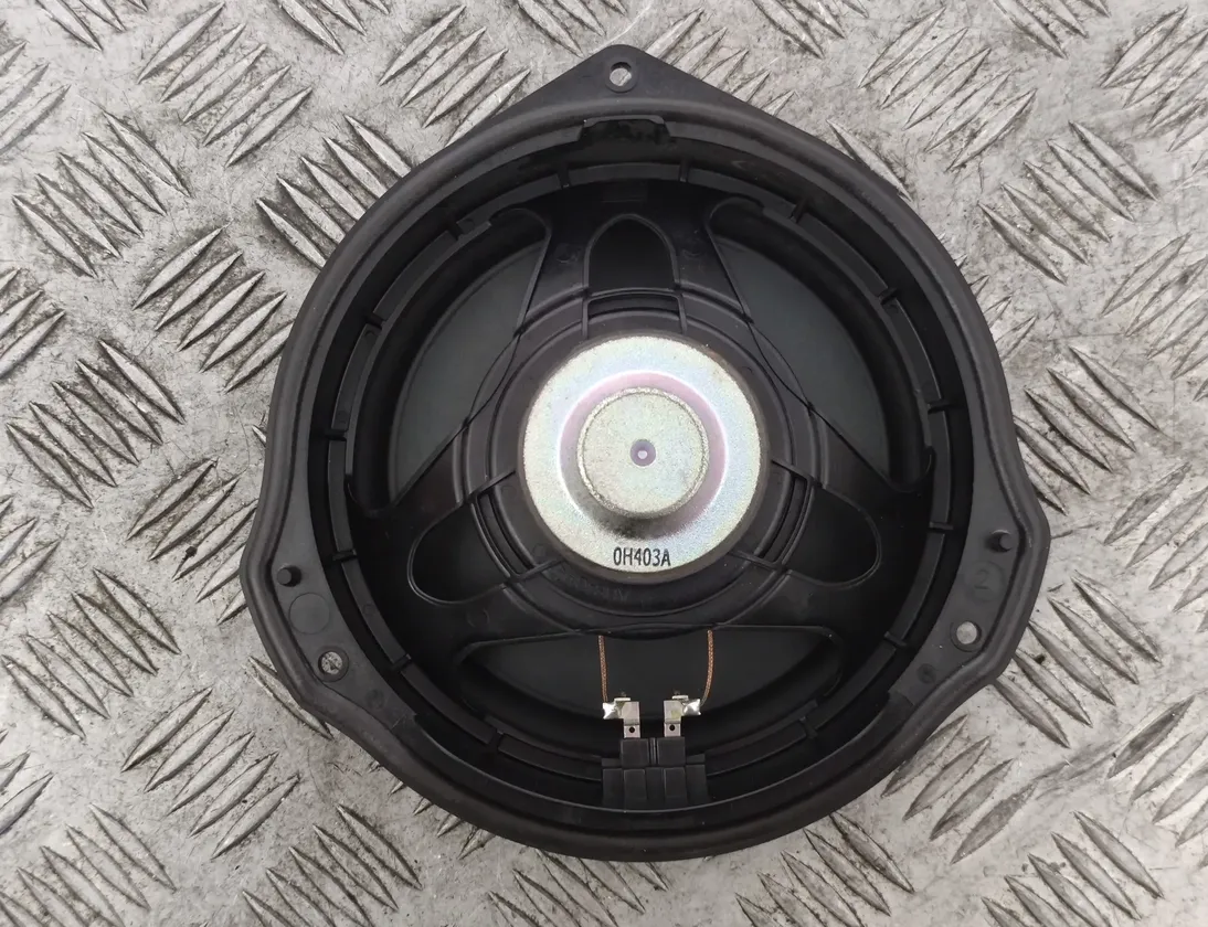 MERCEDES-BENZ E-Class W212/S212/C207/A207 (2009-2016) Rear Right Door Sound Speaker A2048201902 23056762