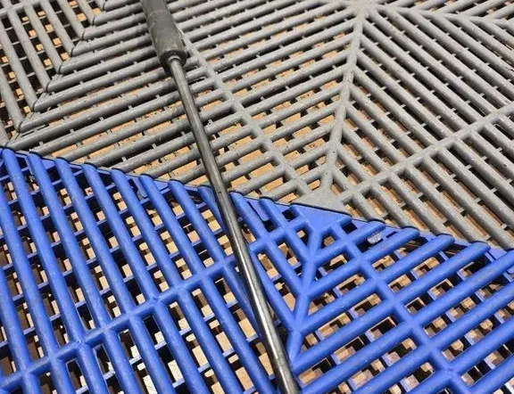 TOYOTA C-HR 1 generation (2016-2023) Pravý plynový tlumič na zadní vrata 34771379