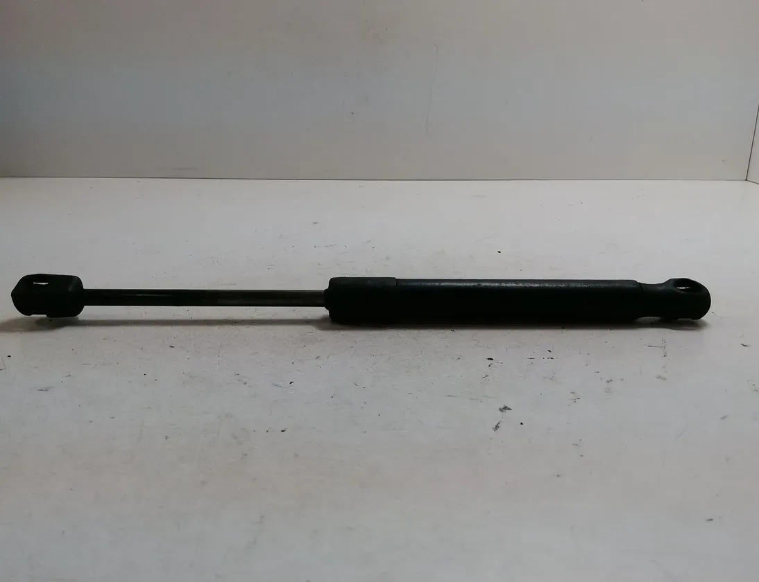 AUDI A4 B6/8E (2000-2005) Pravý plynový tlumič na zadní vrata 4B5827552G 29134417