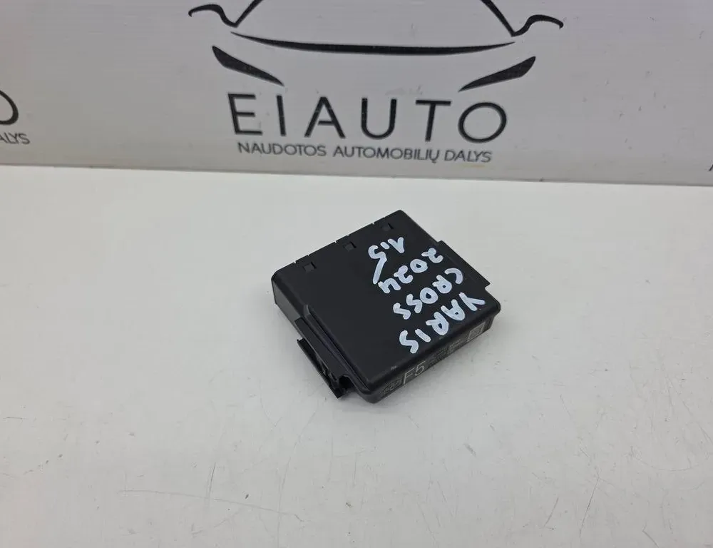 TOYOTA Yaris Cross 1 generation (2020-2023) Další řídící jednotky 82644K0100 33948493