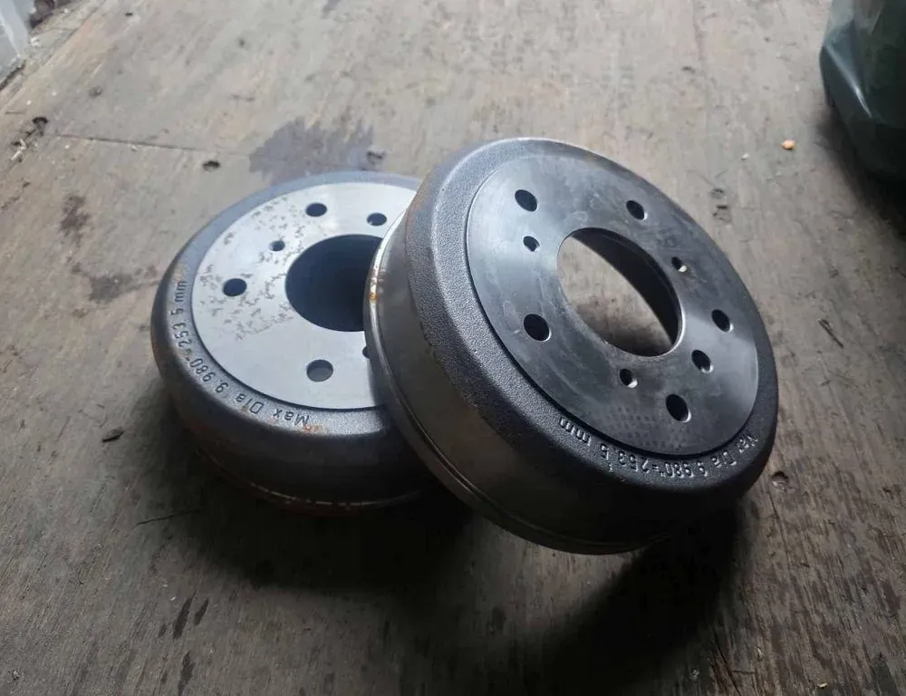 VOLKSWAGEN LT 1 generation (1975-1995) Pravý zadní brzdový buben 281609617 34006755