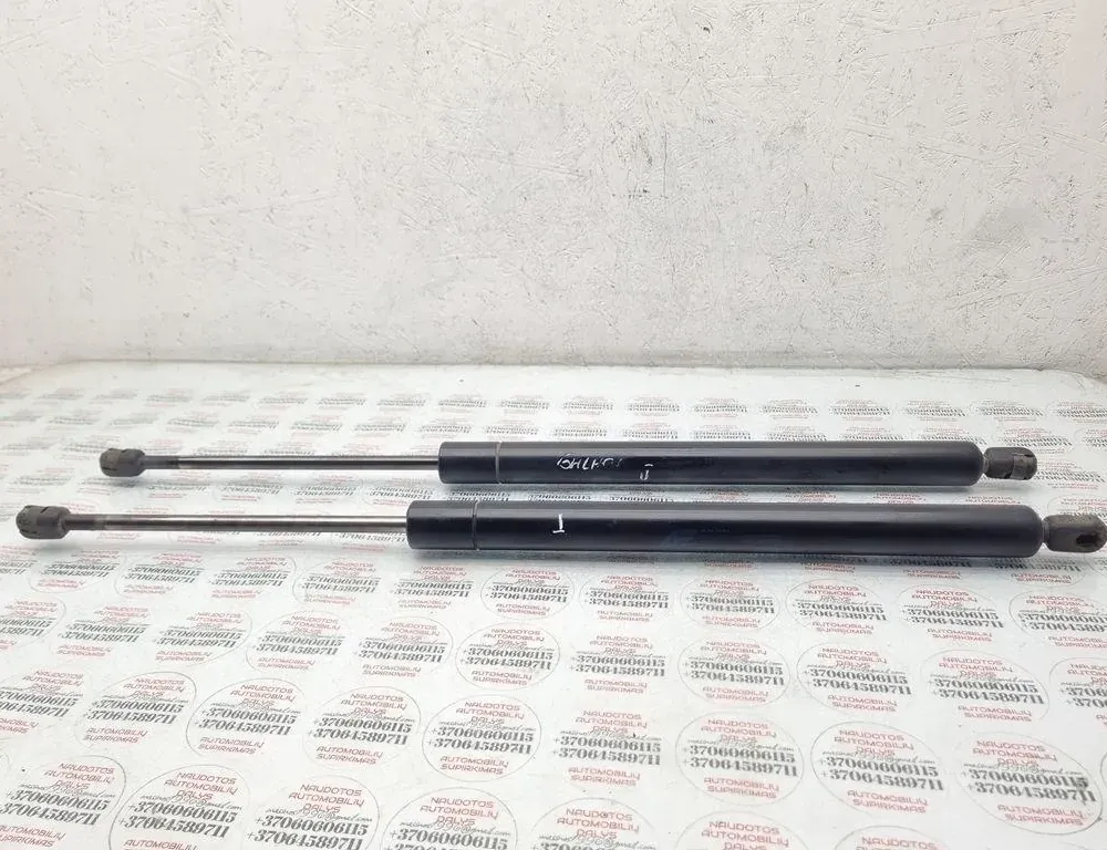 FORD Galaxy 3 generation (2015-2024) Levý plynový tlumič na zadní vrata 7M0827550D 33906406