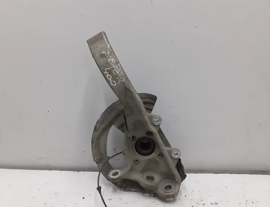 BMW X5 E70 (2006-2013) Pravé přední kolo vřeteno 6869870 15272487