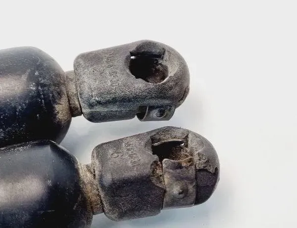 VOLKSWAGEN Sharan 1 generation (1995-2010) Pravý plynový tlumič na zadní vrata 7M0827550G,7H0827550 31085187