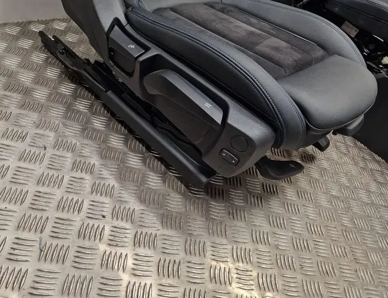 BMW 3 Series G20/G21/G28 (2018-2024) Interiérové sedadla s kity dveří 34052873