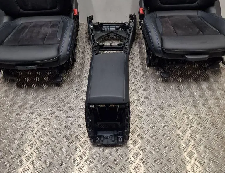 BMW 3 Series G20/G21/G28 (2018-2024) Interiérové sedadla s kity dveří 34052873