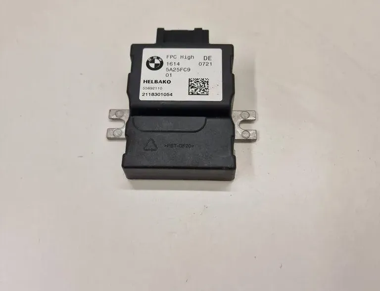 BMW 3 Series G20/G21/G28 (2018-2024) Ovládání palivového čerpadla 5A25FC9 34053646