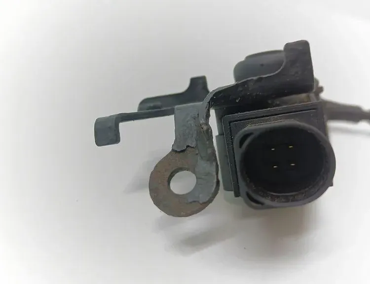 AUDI A6 C6/4F (2004-2011) Levý přední snímač hladiny 4H0941285H,1T0907503B 33404916