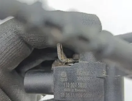 AUDI A6 C6/4F (2004-2011) Levý přední snímač hladiny 4H0941285H,1T0907503B 33404916