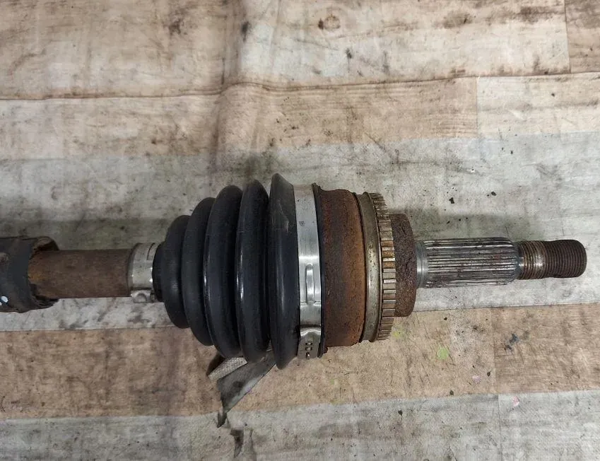 TOYOTA Avensis 2 generation (2002-2009) Levý přední hnací hřídel 33995118