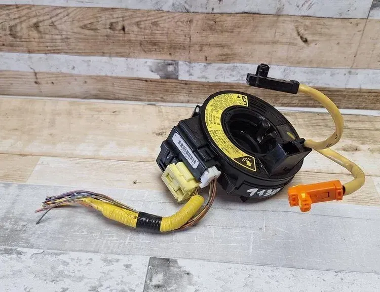 TOYOTA Corolla Verso 1 generation (2001-2009) Steering Wheel Slip Ring Squib 34018344