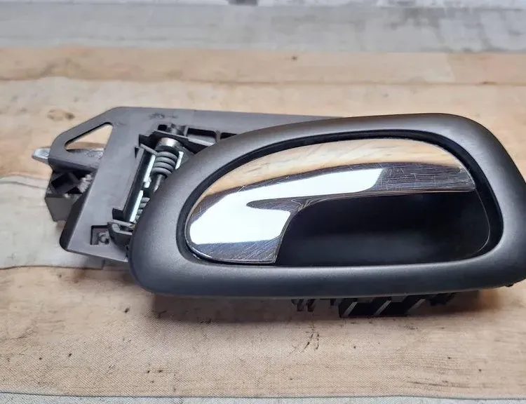 PEUGEOT 407 1 generation (2004-2010) Pravé zadní vnitřní otevírací madlo 9643604477 33997474