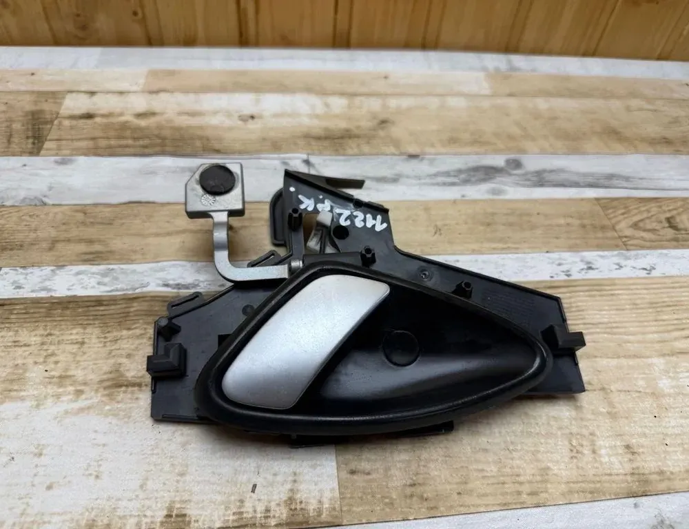 CITROËN C5 1 generation (2001-2008) Levá přední vnitřní otevírací rukojeť 9641315777 34018279