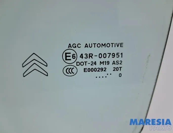 CITROËN DS3 1 generation (2010-2015) Levý skluzový dveřní sklo 9806027380,9201P8 34856170