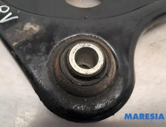 CITROËN DS3 1 generation (2010-2015) Levý zadní rameno příčného závěsu 9847585880,3521T0 31407648