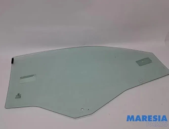 FIAT 500 Levý skluzový dveřní sklo 0052108393,52108393 31983132