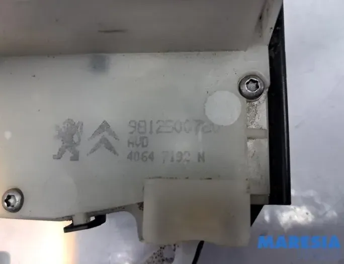 PEUGEOT 208 Peugeot 208 (2012-2015) Другие кузовные детали 9812500780,40647192,009812500780 33089614