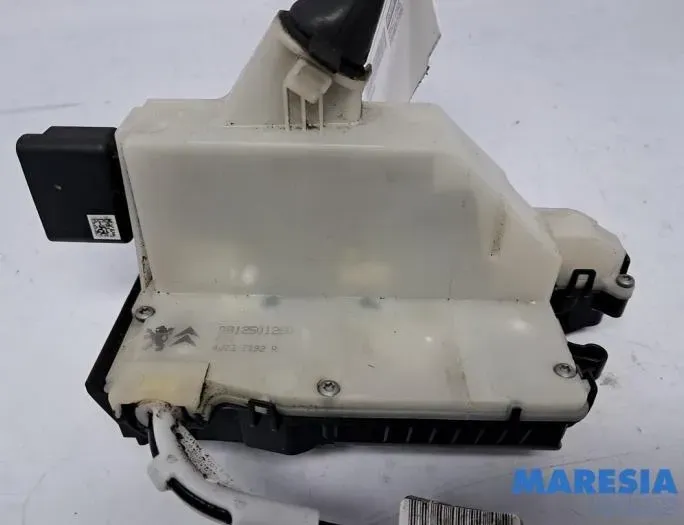 PEUGEOT 208 Peugeot 208 (2012-2015) Другие кузовные детали 9812501280,40737192R,981250128000 33089616