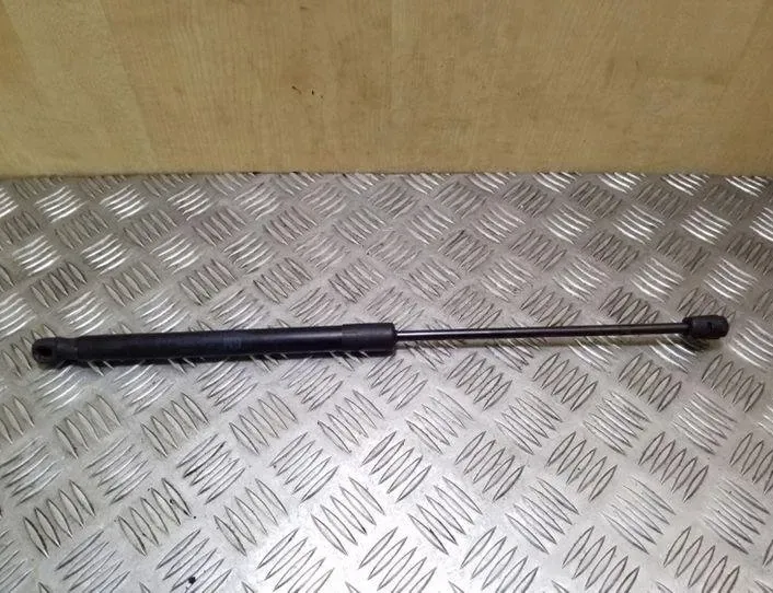 OPEL Vectra C (2002-2005) Pravý plynový tlumič na zadní vrata 13241974 26099583