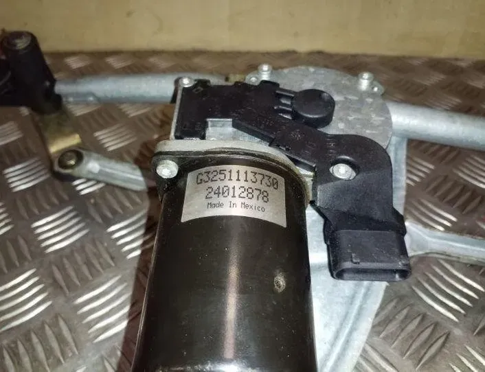 BMW X5 E53 (1999-2006) Mechanismus stěrače předního čelního skla 7046571,24012878 26123912