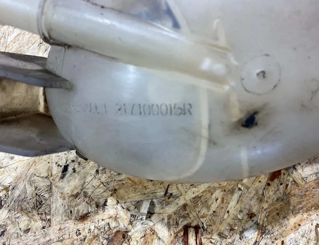 RENAULT Master 3 generation (2010-2023) РАСШИРИТЕЛЬНЫЙ БАЧОК ОХЛАЖДАЮЩЕЙ ЖИДКОСТИ 217100015r 34298642