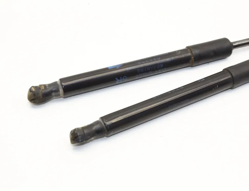 TOYOTA Yaris 4 generation (2020-2023) Sada plynových pružin kufru 68950-0WD20 33366972