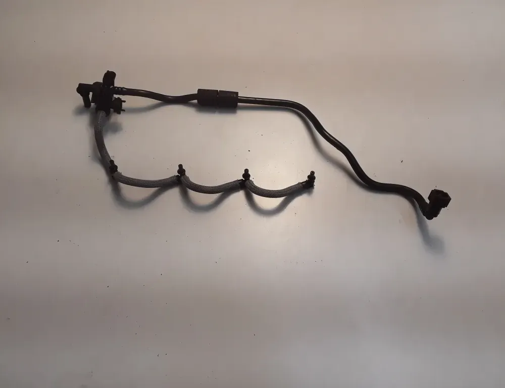 NISSAN X-Trail T32 (2013-2022) Palivový návratový potrubí X215147 34855709