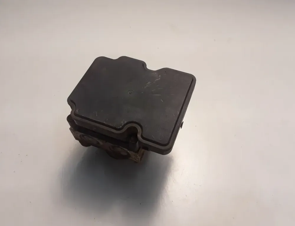 NISSAN X-Trail T32 (2013-2022) ABS čerpadlo 476604CC0A 34855697