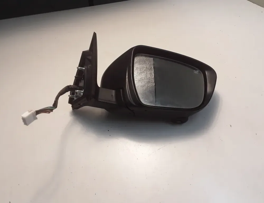 NISSAN X-Trail T32 (2013-2022) Pravé křídlo zrcadlo 963014CA8A 34855764