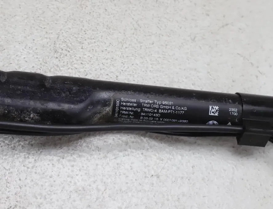 BMW 3 Series F30/F31 (2011-2020) Přední levá spona sedadla 7259387 33278862