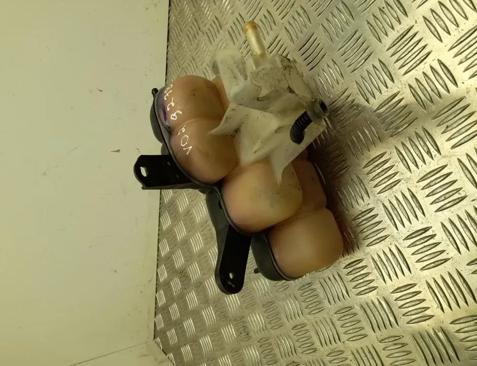 JEEP Grand Cherokee 4 generation (WK) (2004-2024) РАСШИРИТЕЛЬНЫЙ БАЧОК ОХЛАЖДАЮЩЕЙ ЖИДКОСТИ 68244088AA 34486463