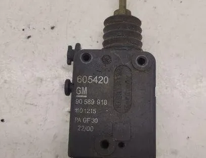 OPEL Zafira A (1999-2003) Centrální zamykací motor 605420,1101215,90589918 23933713