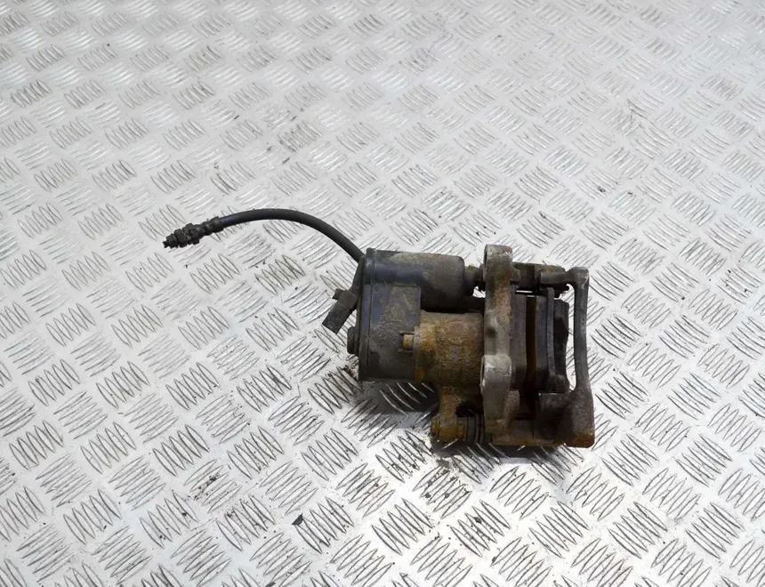 VOLKSWAGEN Passat B7 (2010-2015) Rear Right Brake Caliper 32332267K 13536003