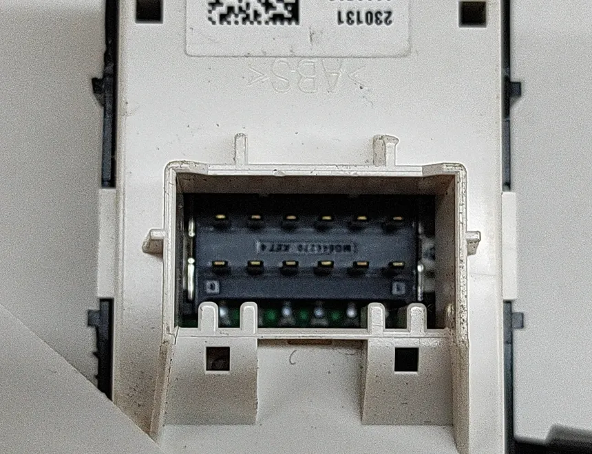 HYUNDAI IONIQ 5 1 generation (2021-2023) Кнопка стеклоподъемника задней правой двери 93581-GI000-LS5 26558587