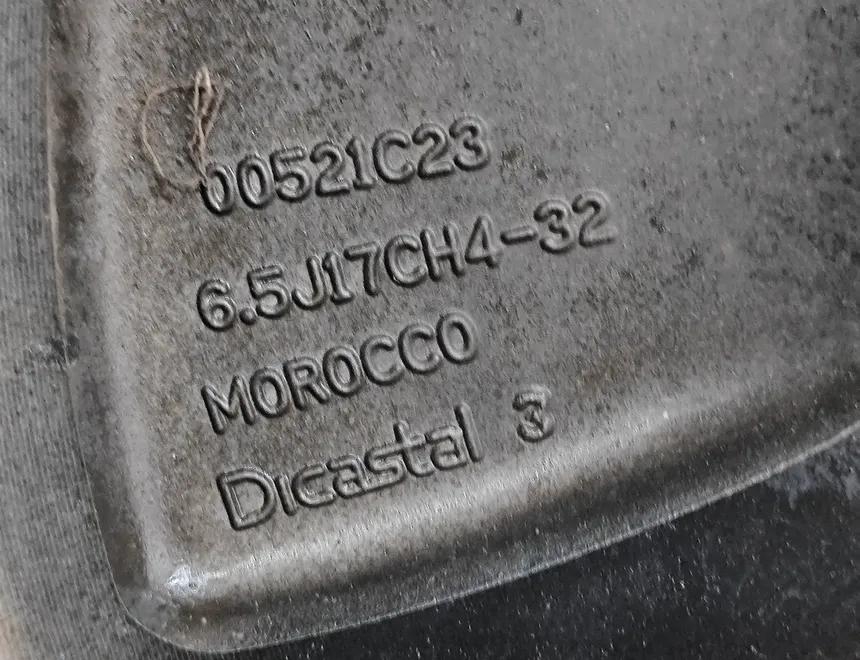 PEUGEOT 2008 2 generation (2019-2023) Комплект колес 9849269080 29061877