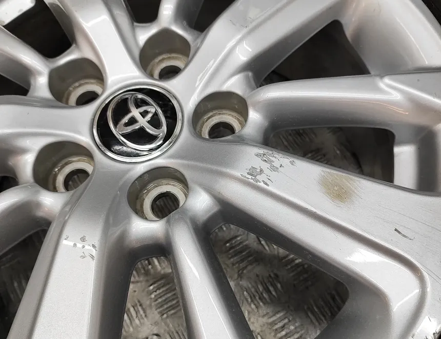 TOYOTA Yaris Cross 1 generation (2020-2023) Sada kol 42611-0DK50 33326078