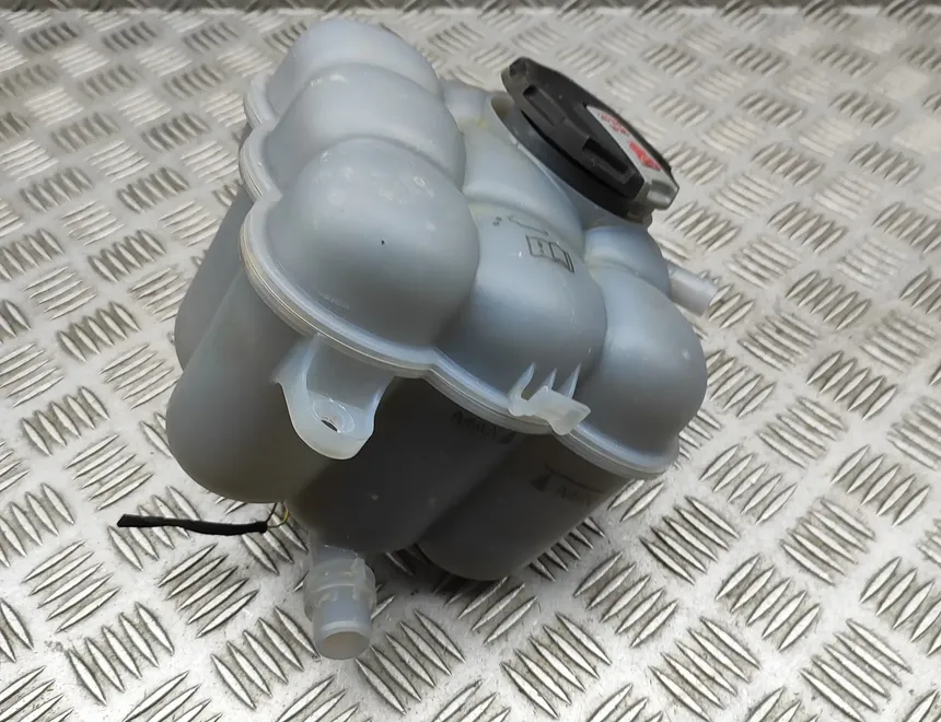 AUDI Q8 4M (2018-2024) РАСШИРИТЕЛЬНЫЙ БАЧОК ОХЛАЖДАЮЩЕЙ ЖИДКОСТИ 4M0121403G 34265499