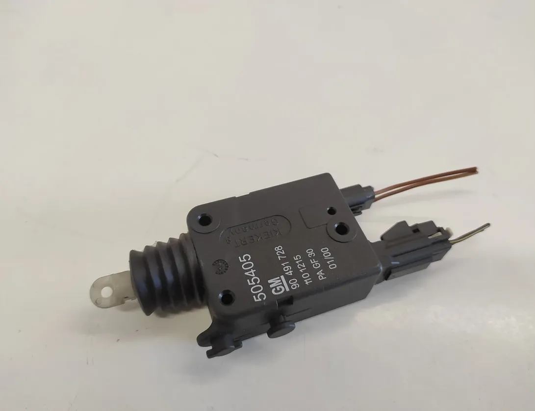 OPEL Zafira B (2005-2010) Central Locking Motor 1101215,90491728 20385592