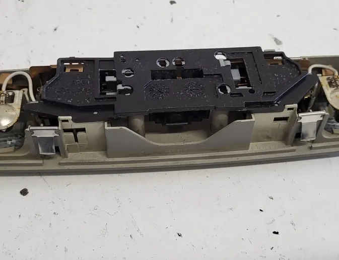 AUDI A4 B6/8E (2000-2005) Vnitřní osvětlení 8E0947111 34844039